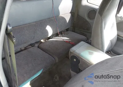 1998 Dodge Dakota Slt/Sport z USA, uszkodzony, nr VIN 1B7GL22X7WS566973